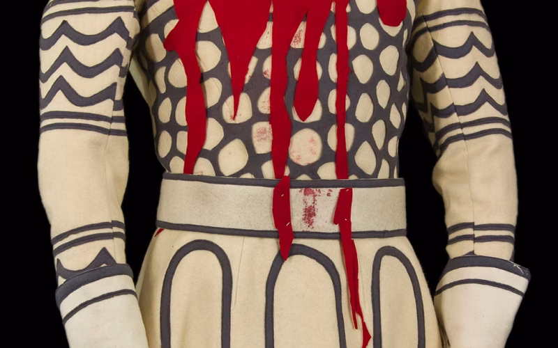 SHAKESPEARE clothing 4